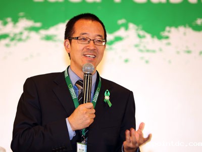 俞敏洪：教育的中心思想是爱自己爱别人爱自然