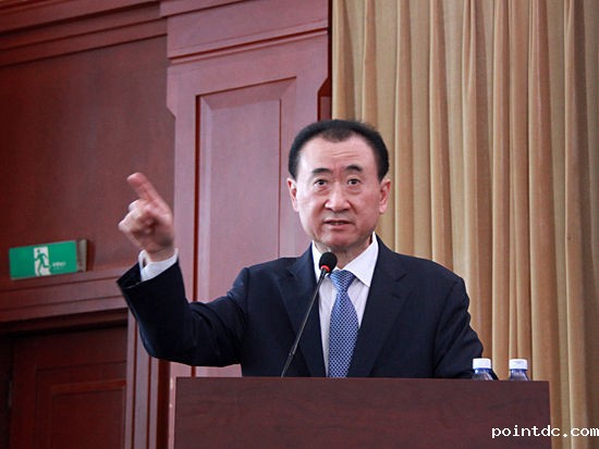 “2015中国绿公司年会”于4月20日-21日在沈阳举行。上图为万达集团股份有限公司董事长王健林。（图片来源：新浪财经 刘海伟 摄）
